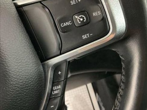 Certified 2021 RAM 1500 Laramie image 18