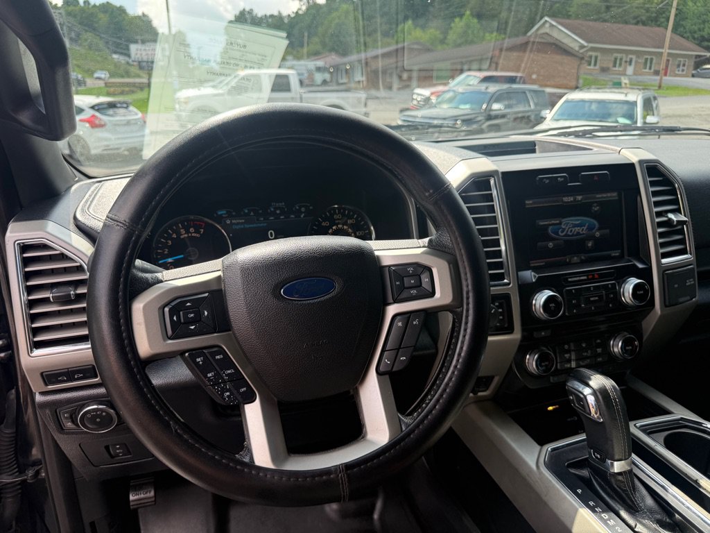 Used 2015 Ford F150 Lariat w/ Equipment Group 502A Luxury AWD/4WD image 46