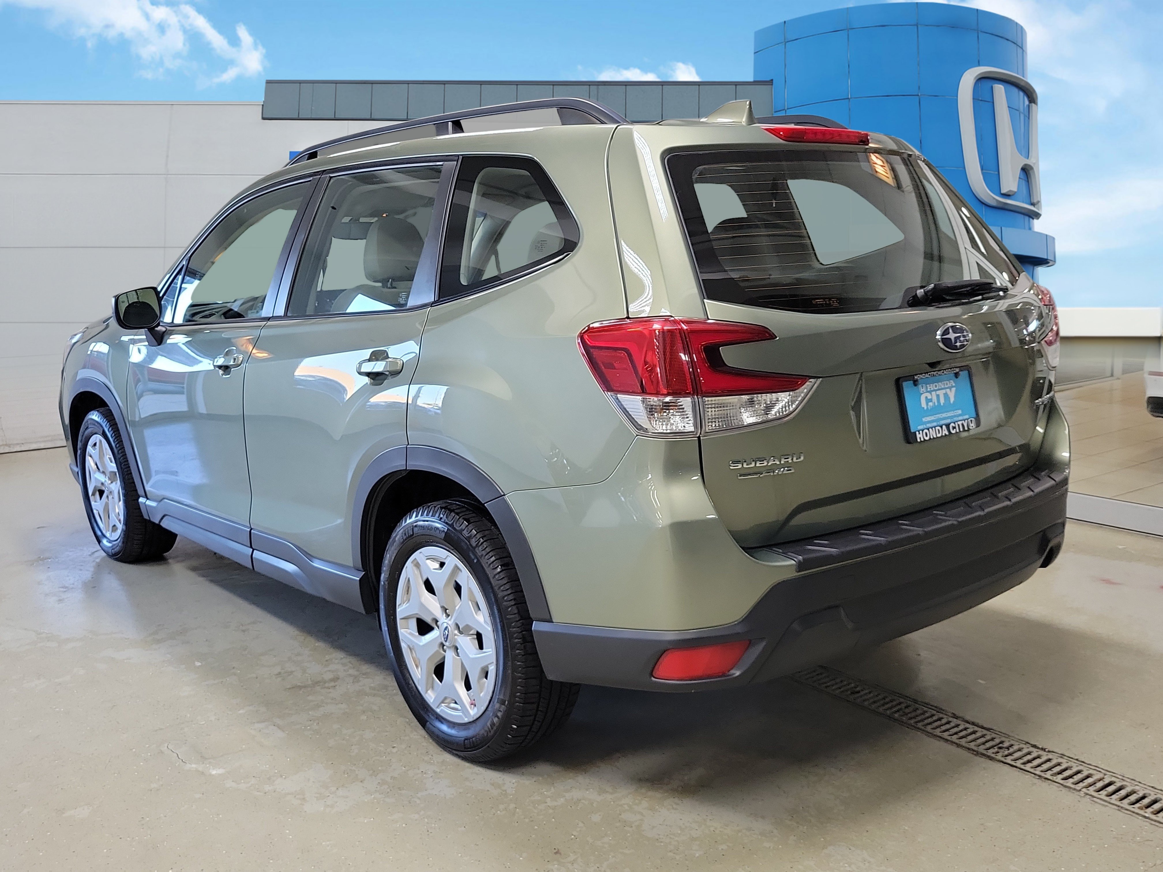 Used 2019 Subaru Forester w/ Popular Package #1 AWD/4WD image 4