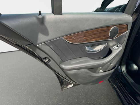 Used 2018 Mercedes-Benz C 300 Sedan image 12
