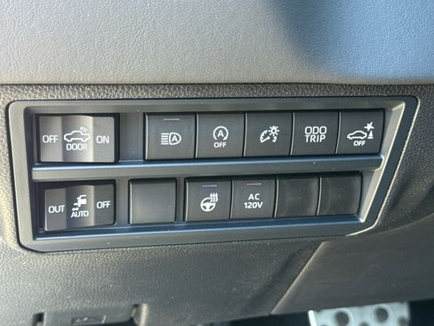 New 2026 Toyota Tundra Platinum image 28