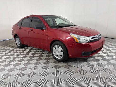 Used 2010 Ford Focus S FWD image 1
