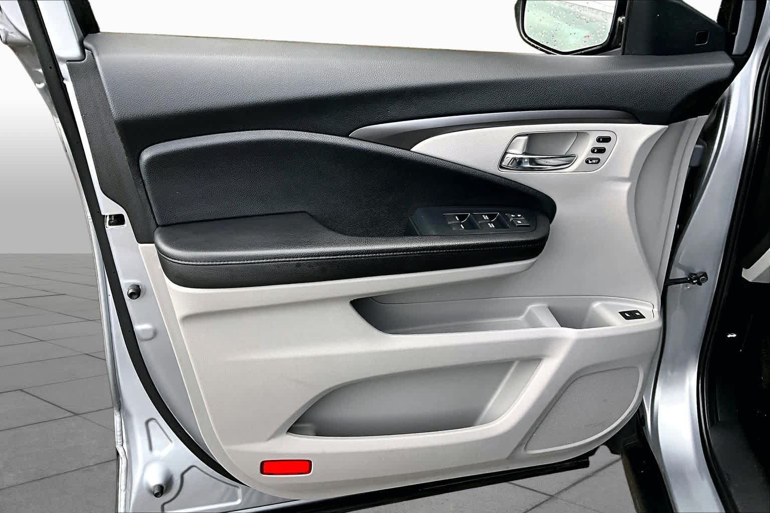 Used 2022 Honda Pilot Special Edition image 21