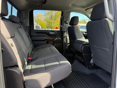 Used 2023 GMC Sierra 2500 SLE w/ SLE Value Package; image 15
