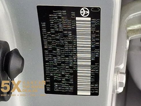 Used 2024 Toyota Corolla LE image 31