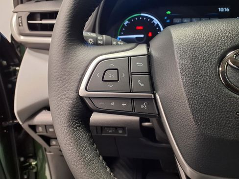 New 2026 Toyota Sienna XLE image 19