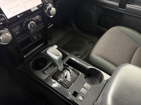 Used 2022 Toyota 4Runner TRD Off-Road image 20