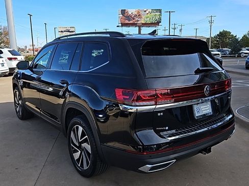 New 2026 Volkswagen Atlas SE image 7