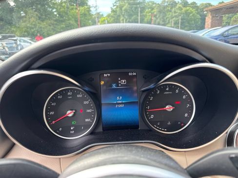 Used 2020 Mercedes-Benz C 300 Sedan image 17