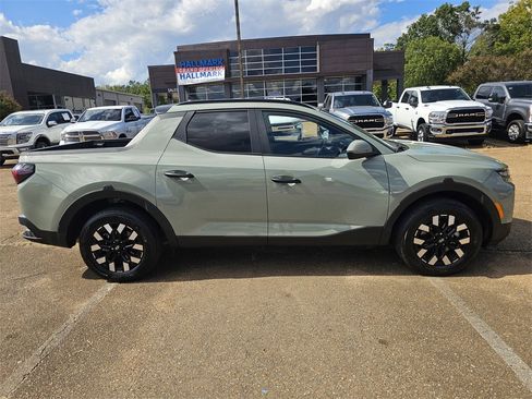 Certified 2025 Hyundai Santa Cruz SEL image 3