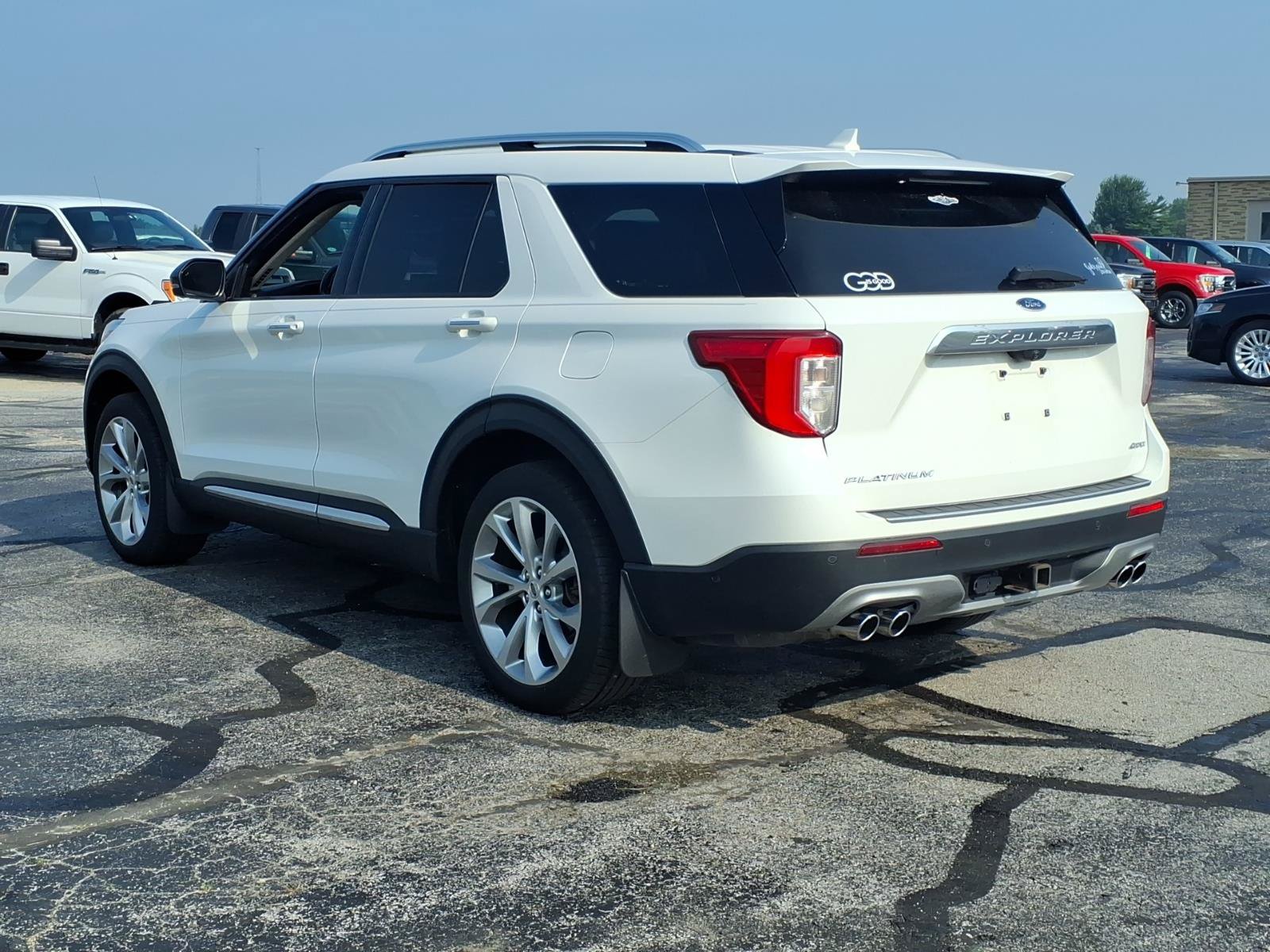 Used 2021 Ford Explorer Platinum w/ Equipment Group 601A AWD/4WD image 5