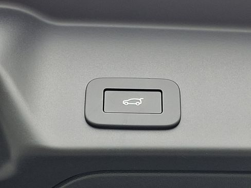 Used 2025 Land Rover Range Rover Evoque Dynamic SE image 28