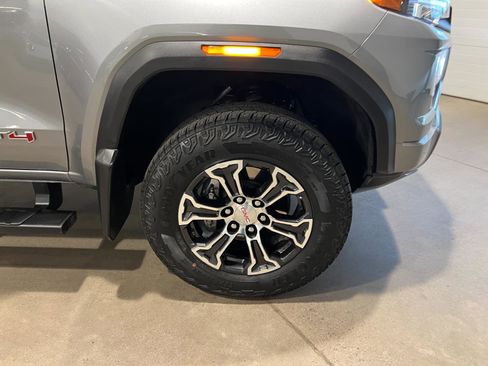 Used 2024 GMC Canyon AT4 w/ AT4 Premium Package image 40