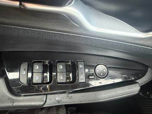 Used 2024 Kia Sportage X-Line w/ X-Line Premium Package AWD/4WD image 33