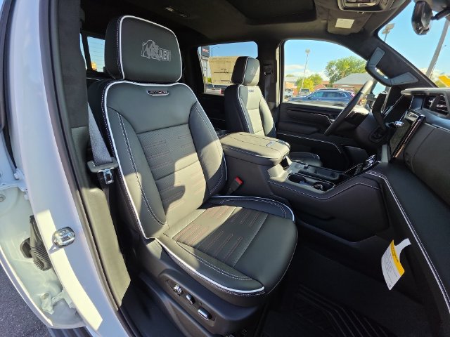 New 2026 GMC Sierra 2500 AT4X w/ AT4X AEV Edition AWD/4WD image 19