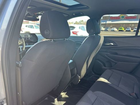 New 2026 Chevrolet Trax LT image 11