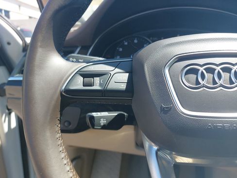 Used 2019 Audi Q7 3.0T Premium w/ Convenience Package AWD/4WD image 18