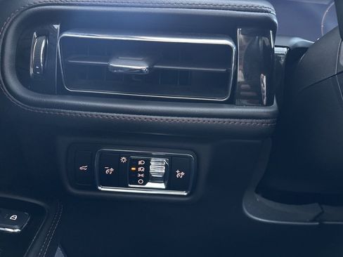 Used 2024 Lincoln Aviator Reserve image 16