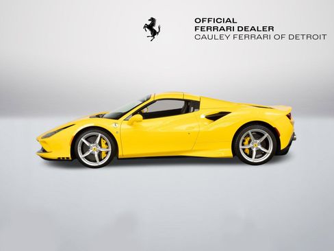 Certified 2021 Ferrari F8 Tributo RWD image 13