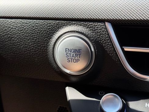 Used 2025 Hyundai Sonata SE image 27