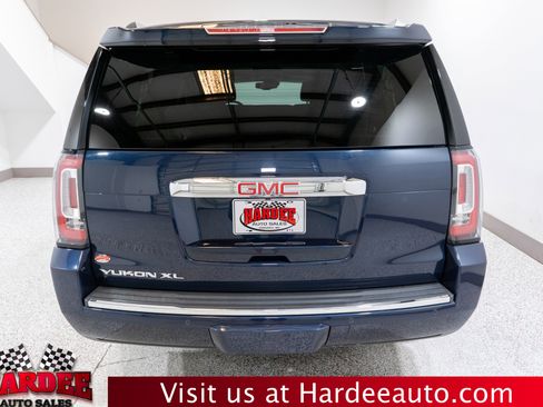 Used 2019 GMC Yukon XL Denali w/ Denali Ultimate Package RWD image 4