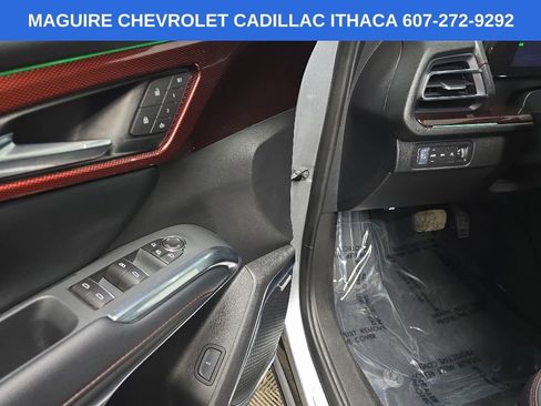 Used 2026 Chevrolet Traverse RS AWD/4WD image 28