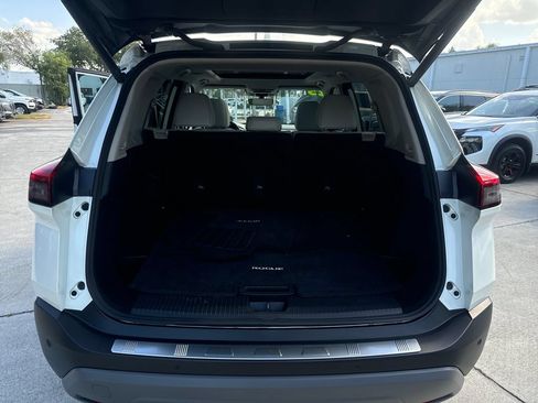 Used 2023 Nissan Rogue SV w/ SV Premium B Package FWD image 22