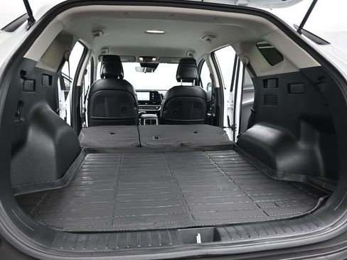 Used 2024 Kia Sportage EX image 21