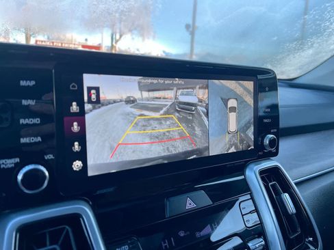 Used 2022 Kia Sorento SX Prestige w/ Rust Color Package image 17