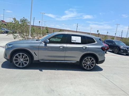 Used 2024 BMW X3 sDrive30i w/ Convenience Package RWD image 3