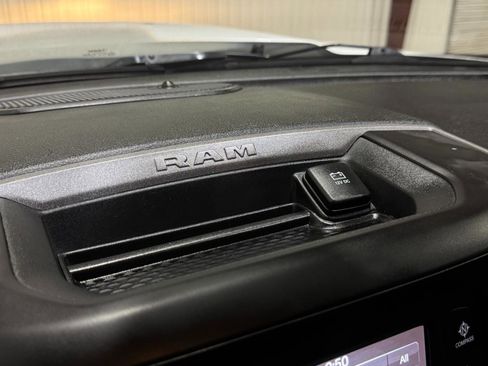 Used 2022 RAM 2500 Tradesman AWD/4WD image 33