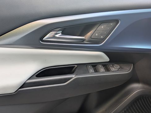 Used 2024 Chevrolet Equinox EV LT w/ LPO, Blackout Package image 15