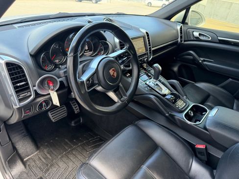 Used 2015 Porsche Cayenne S AWD/4WD image 12
