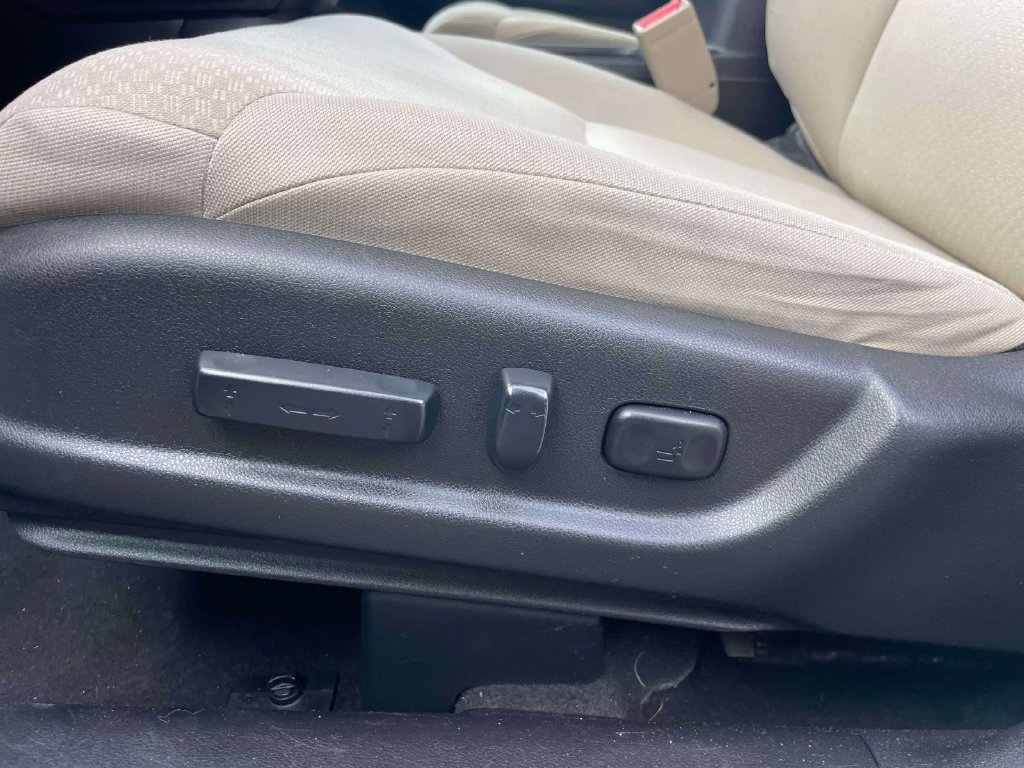 Used 2015 Honda CR-V EX image 19