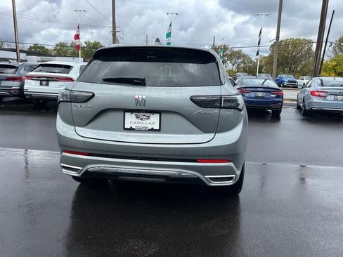 Used 2024 Buick Envision Avenir AWD/4WD image 4