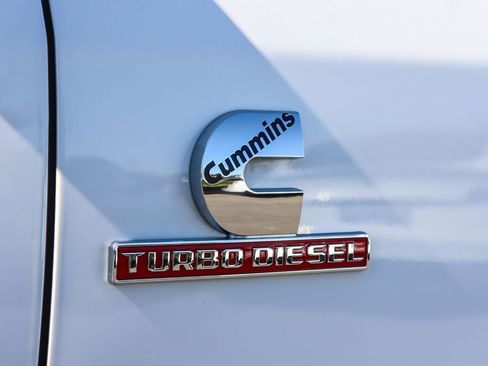 Used 2022 RAM 2500 Tradesman w/ Chrome Appearance Group image 10