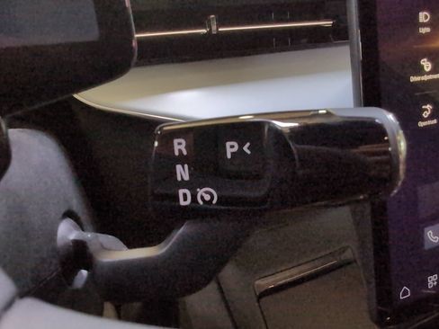 Used 2025 Polestar Polestar 3 AWD/4WD image 12