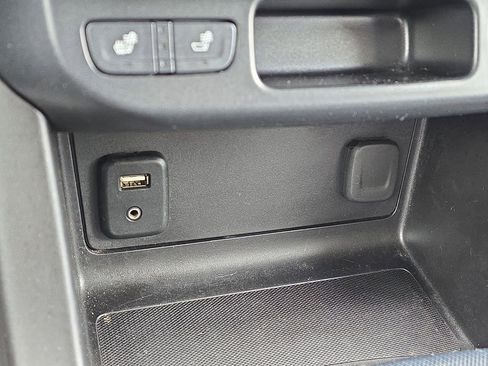 Used 2018 Chevrolet Colorado Z71 image 20