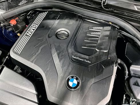 Used 2021 BMW 330i xDrive Sedan w/ Driving Assistance Package AWD/4WD image 33