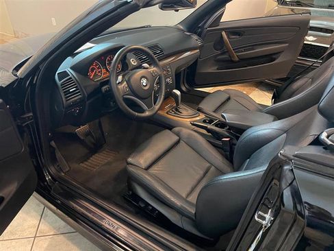 Used 2009 BMW 128i Convertible image 61