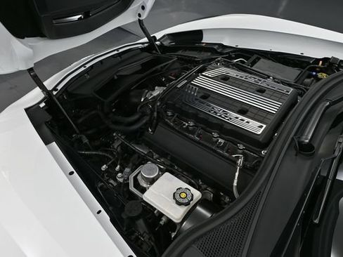 Used 2018 Chevrolet Corvette Z06 RWD image 50