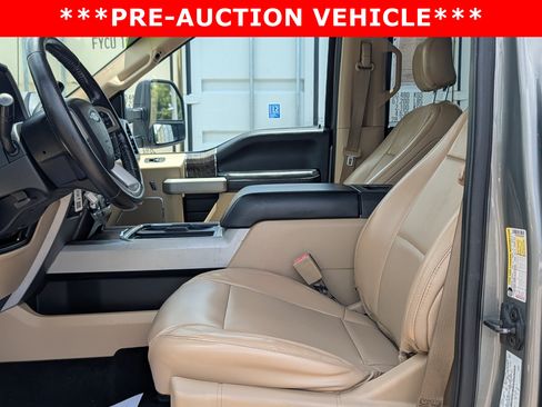 Used 2019 Ford F250 Lariat w/ Lariat Value Package AWD/4WD image 20