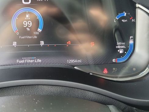 Used 2024 RAM 2500 Limited image 17