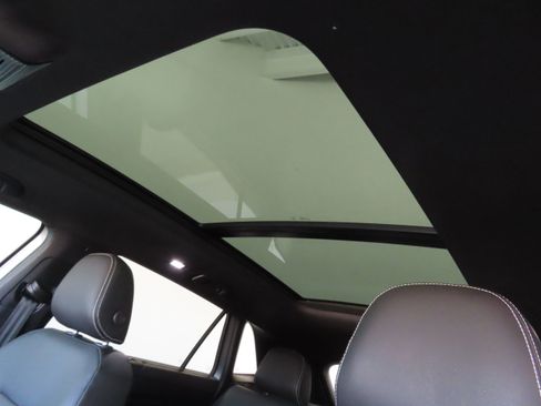 New 2026 Volkswagen Atlas Cross Sport SEL R-Line image 21