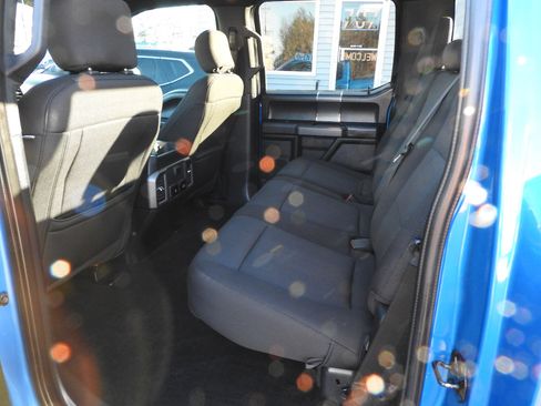 Used 2019 Ford F150 XLT w/ Equipment Group 302A Luxury image 9