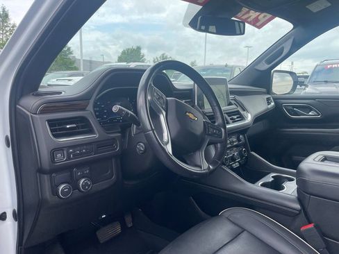 Used 2023 Chevrolet Suburban Premier RWD image 10