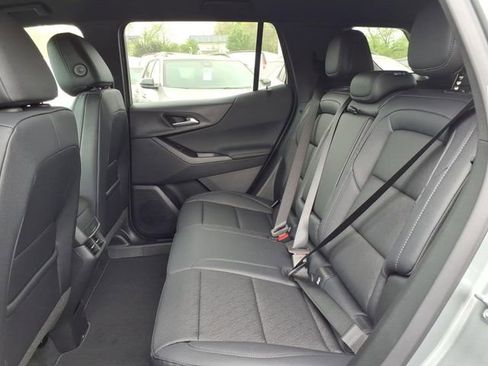 New 2026 Chevrolet Equinox LT w/ Convenience Package II FWD image 10