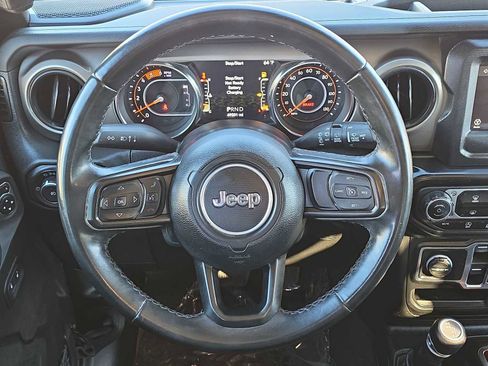 Used 2020 Jeep Wrangler Unlimited Sport S image 19