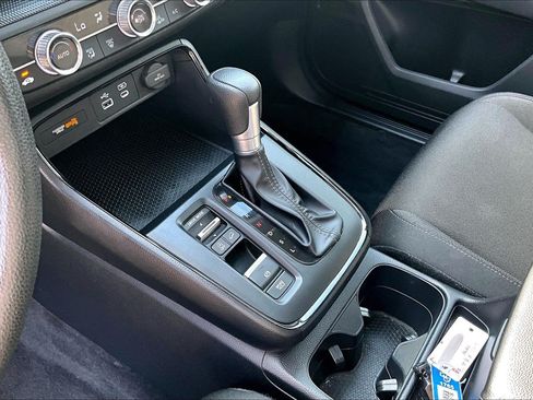 Used 2024 Honda CR-V EX image 14