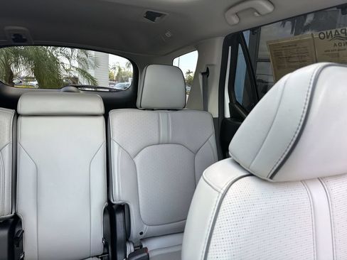 Used 2023 Honda Pilot Elite image 15